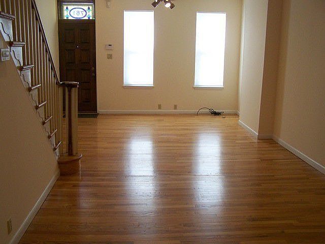 2nd image of 761 N Taylor St