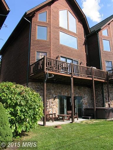 1st image of 9 Deep Creek Dr #9