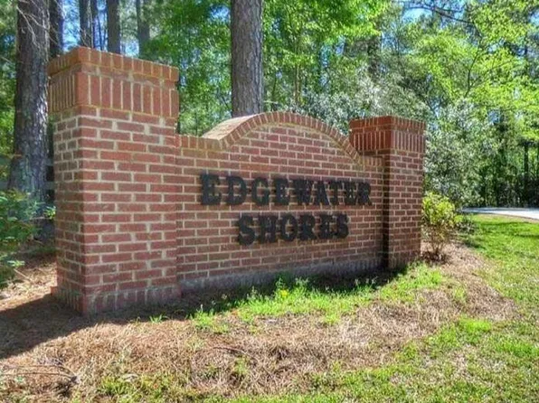 2 Edgewater Dr, Prosperity, SC 29127