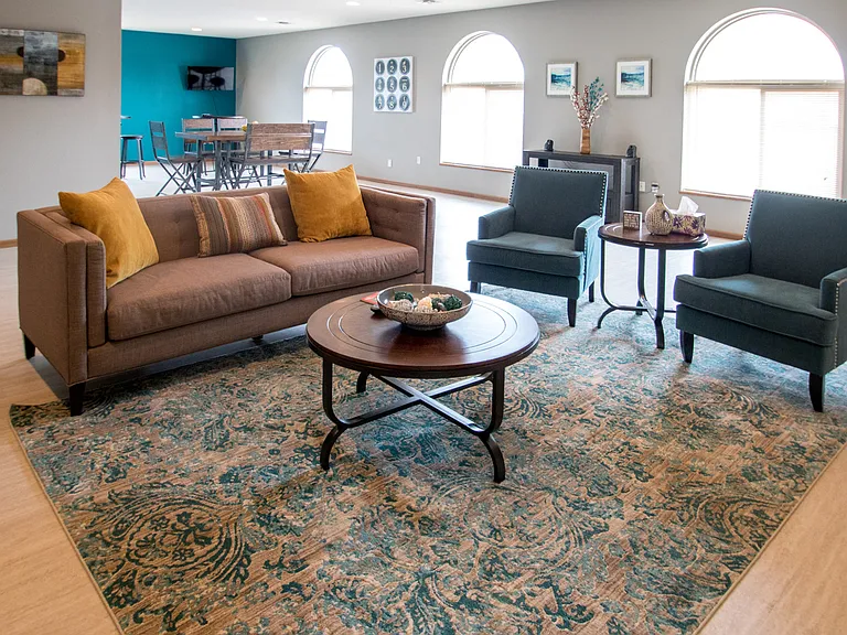 Marshall Apartments — Photo 14