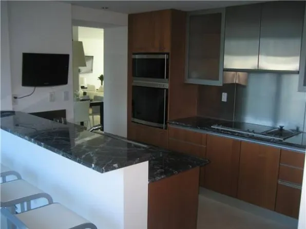 520 W Avenue 701, Miami Beach, FL 33139