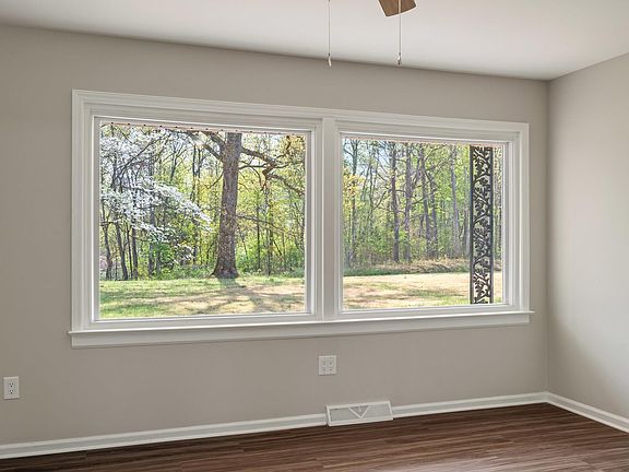 5th image of 6709 Spring Hill Rd