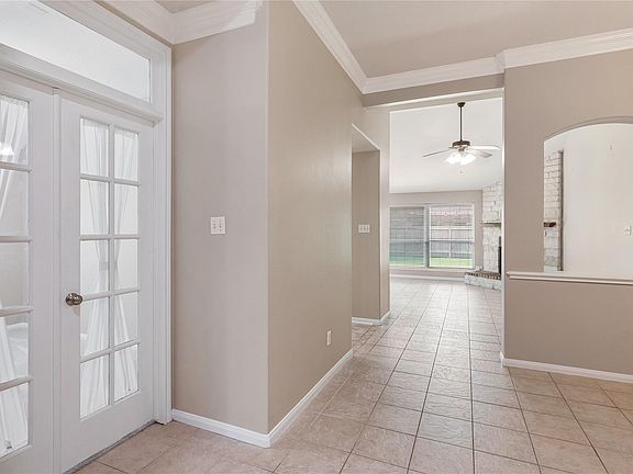5th image of 4118 Heart Grove Dr