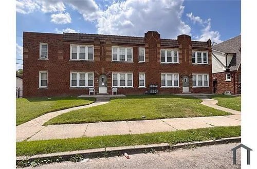 14731 Woodmont Ave #1 Photo 1