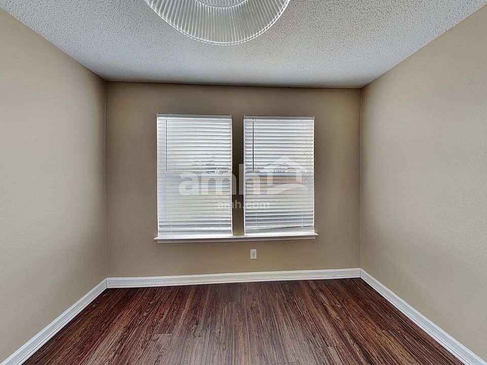 1st image of 2012 Fullwood Dr