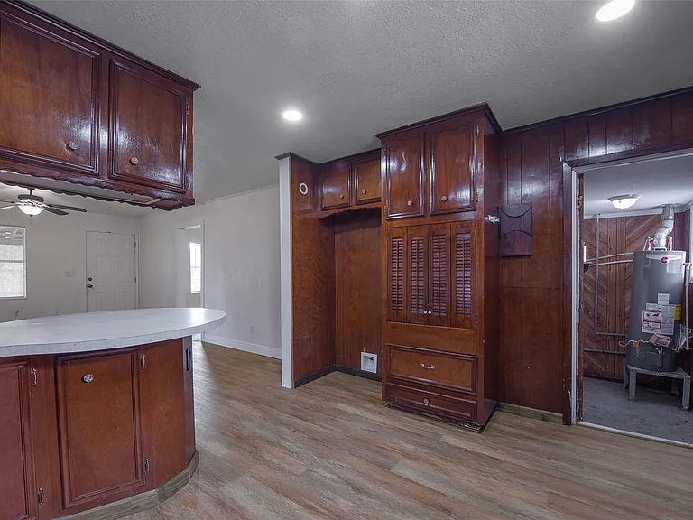 5206 Avenue M — Photo 11