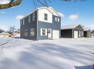 7567 Packard Ave, Warren, MI 48091
