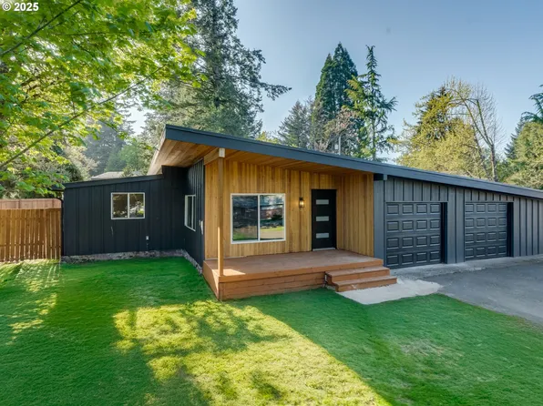 1224 Lafayette Ave, Oregon City, OR 97045