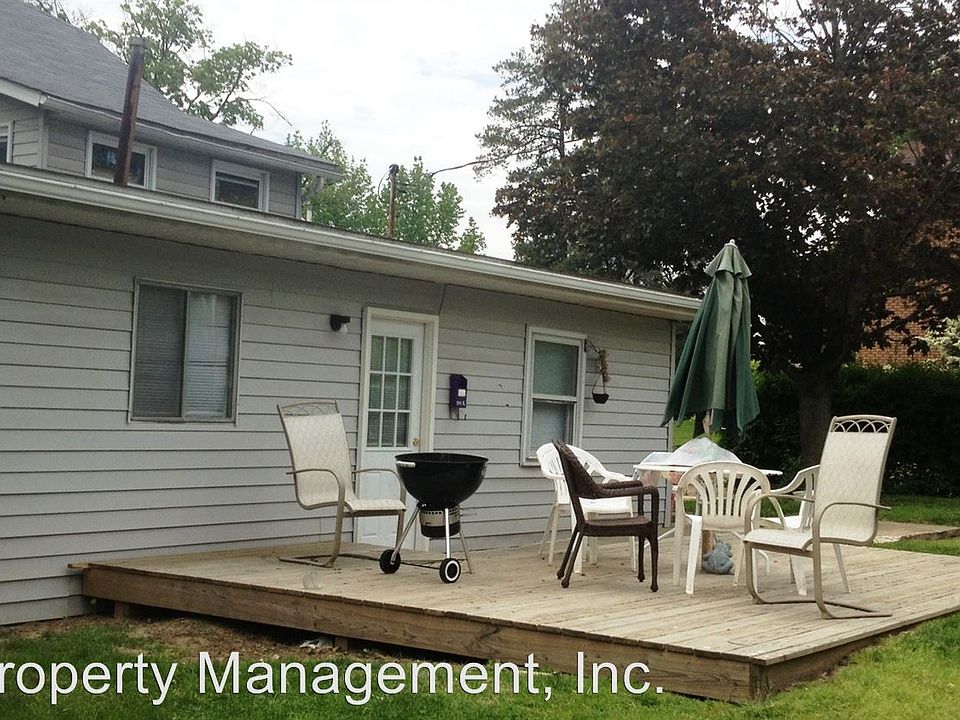 1st image of 104 E Cottage Grove Ave