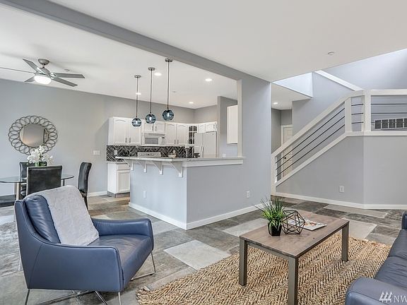 5th image of 16517 48th Ave W Unit B