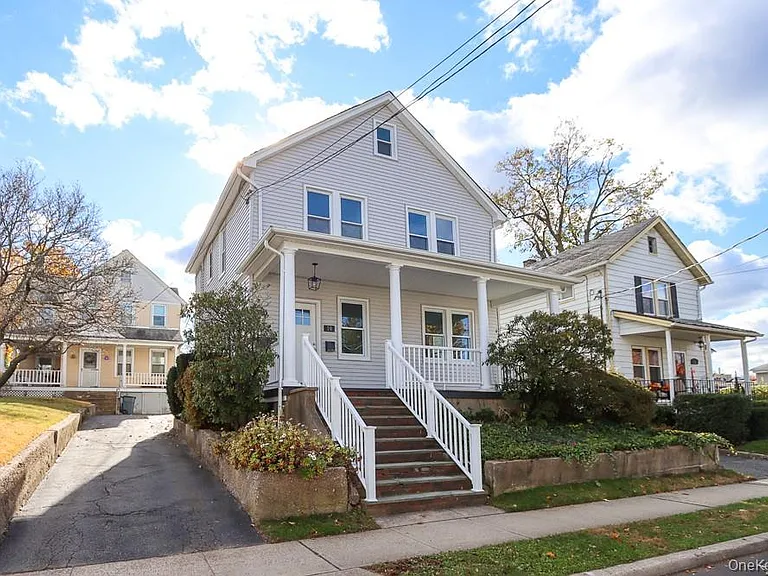 10 Ohio Ave — Photo 1
