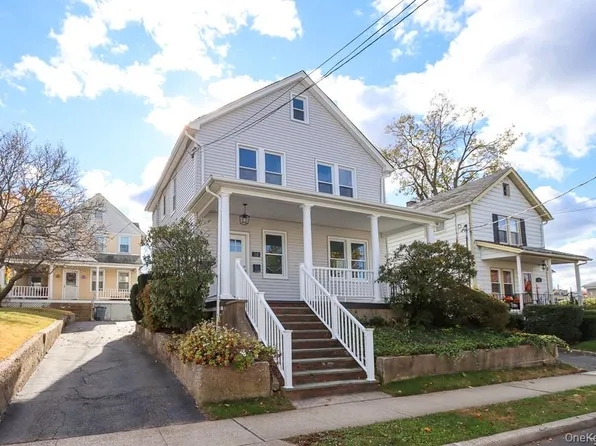 10 Ohio Ave, Port Washington, NY 11050