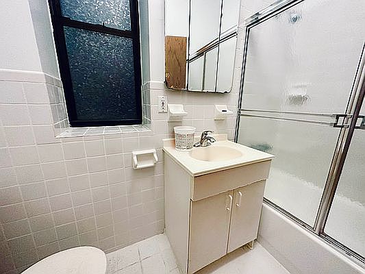 4th image of 413 E 90th St APT 1S