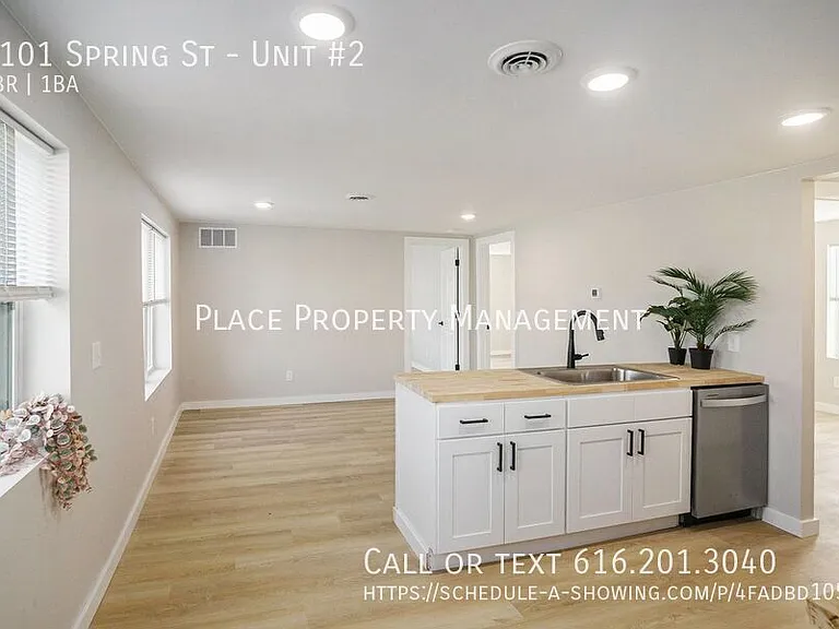 1101 Spring St #2 — Photo 8