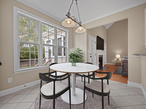 4th image of 53 Riverstone Dr
