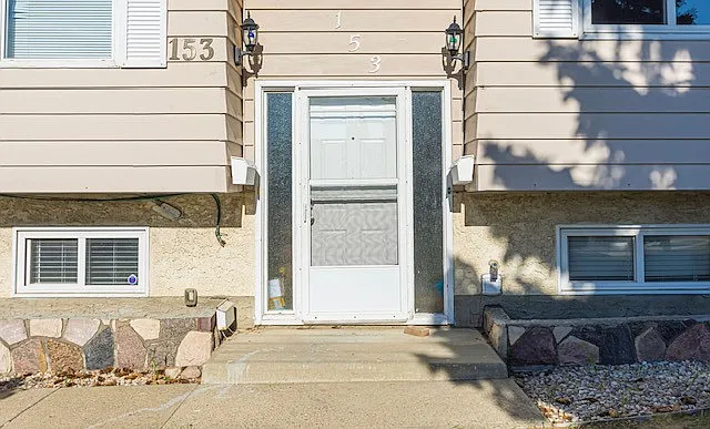 153 Woodvale Road West NW — Photo 26