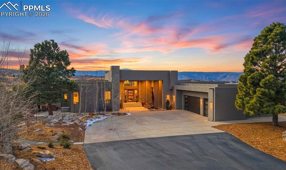 1st image of 3219 Castle Butte Dr