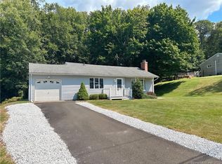 67 Mohawk Dr, Wallingford, CT 06492