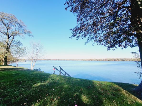 56 Riverbank Ave