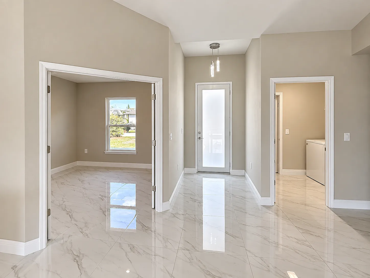 3 bed, 1618 sqft, $2,200 — Photo 4