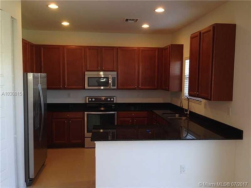 2nd image of 723 NE 191st Ter