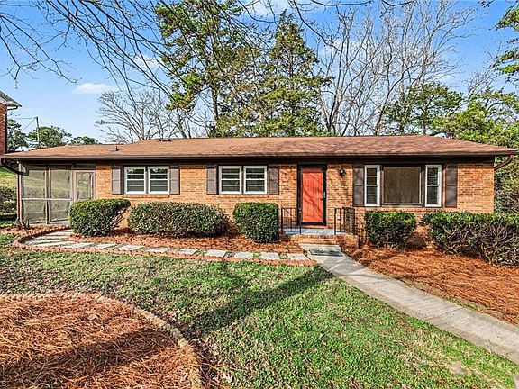 2nd image of 3603 Rolling Rd