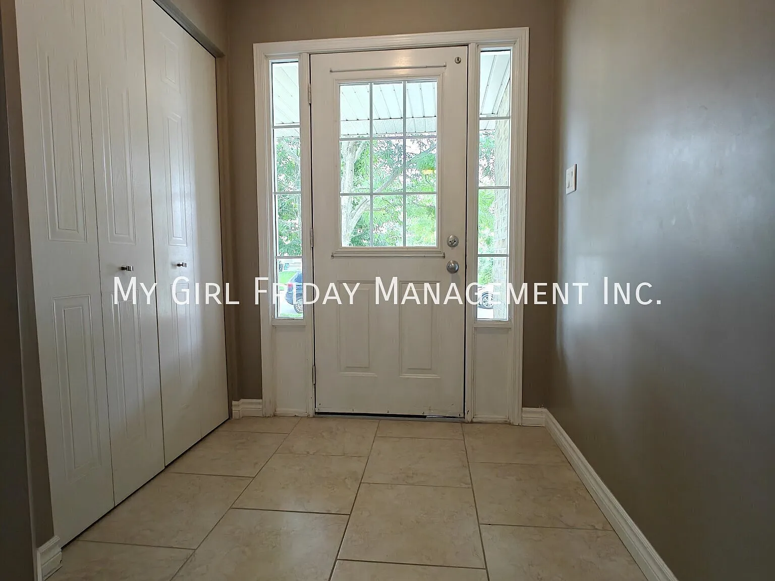 3 bed, 1.5 bath, 1200 sqft, $2,600 — Photo 3