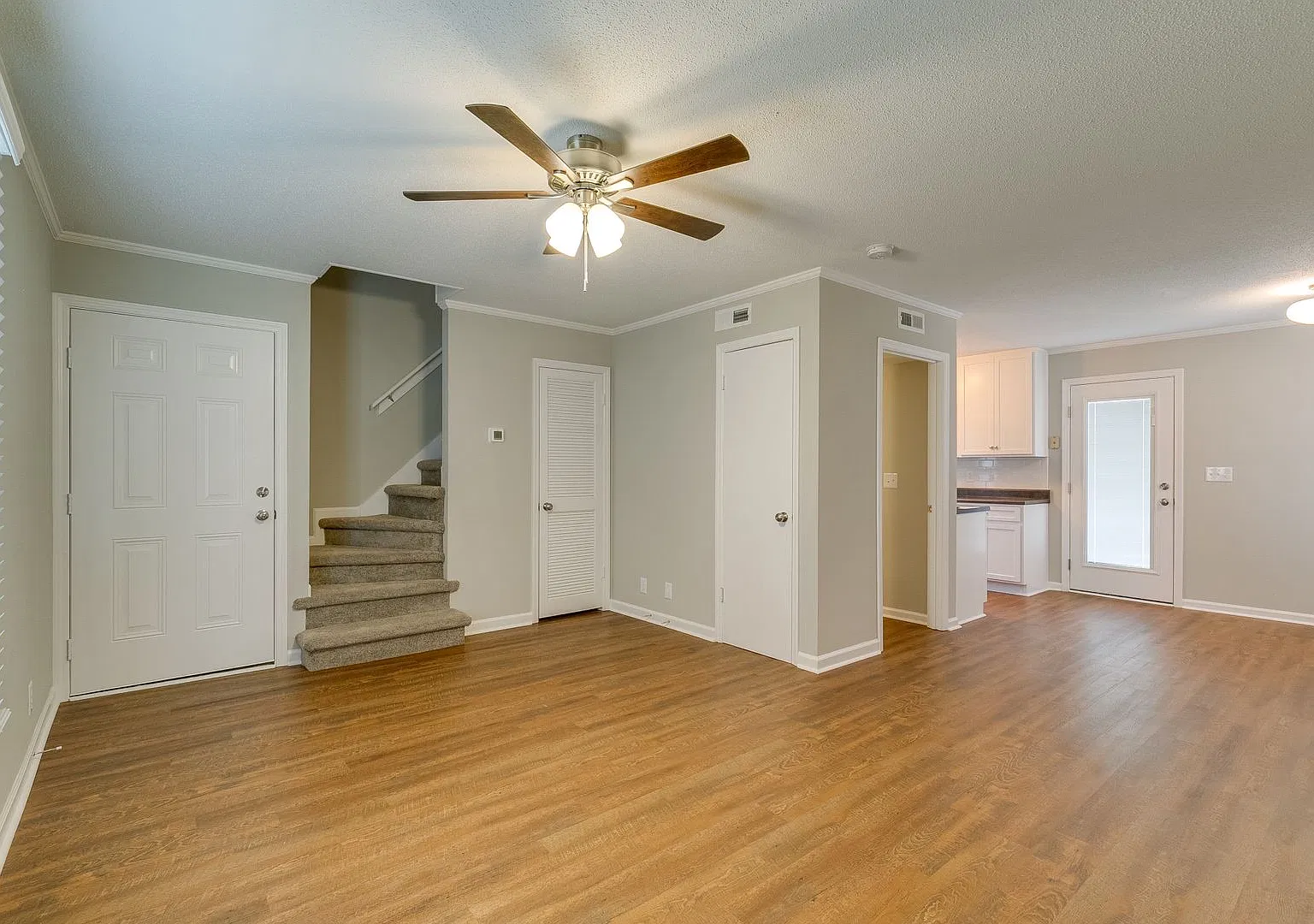 Renovated 2 Bed/1.5 Bath Duplex in Columbia, TN! — Photo 4