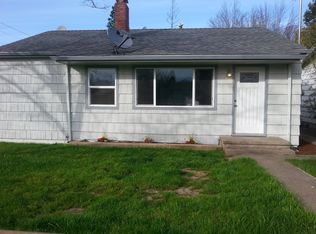 1210 SW Jordan St, Grants Pass, OR 97526