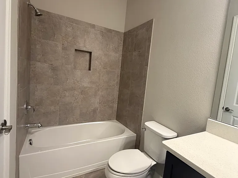13421 Granger Ave — Photo 9