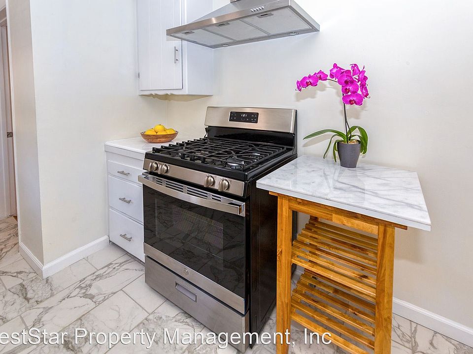 1st image of 2232 S Carmelina Ave #9438493