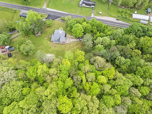 5th image of 11 Congleton Hollow Rd