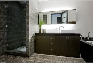 Sold by Avenue Real Estate