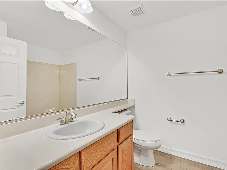 825 Canterra St #1059 — Photo 16
