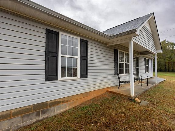 3rd image of 251 Tucker Hollow Rd SE