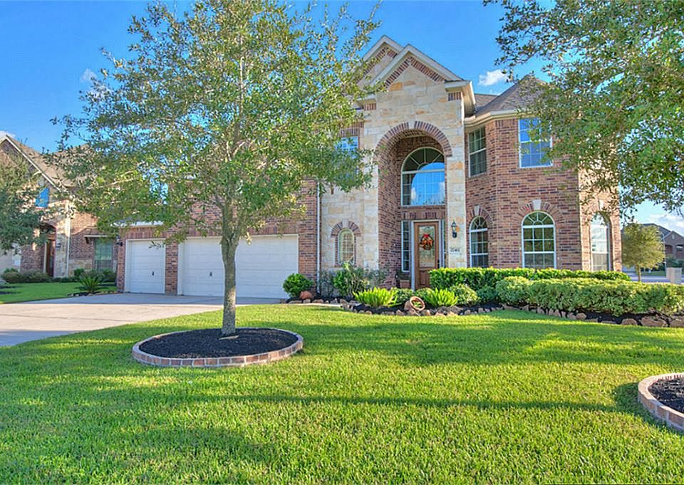 1st image of 27411 Starlight Canyon Ln