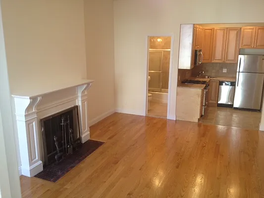 Rented by Luxor Homes & Investment Realty | media 18