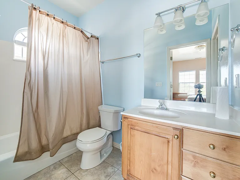 437 N Belmont Pl #360 — Photo 13