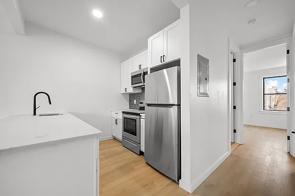 Rented by Ankor Management BH LLC | media 9