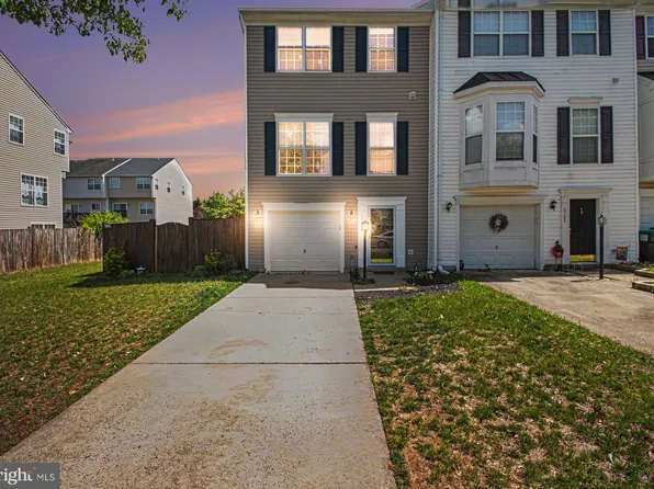 6182 Newton Ln, Bealeton, VA 22712