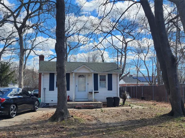 45 Hackensack Road, Mastic Beach, NY 11951