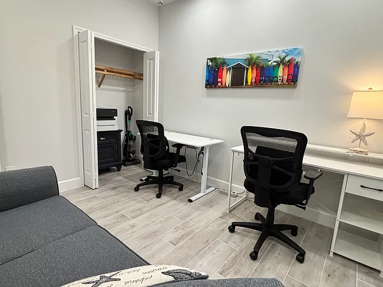 Office/Den with Sleeper Sofa (3rd bedroom)