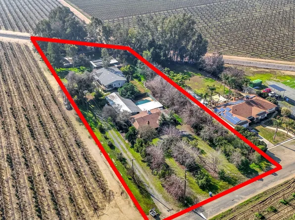 9023 Avenue 404, Dinuba, CA 93618