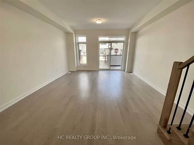 2578 Castlegate Cross — Photo 10