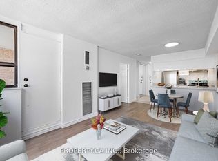 120 Saint Patrick St #807, Toronto, ON M5T2X7