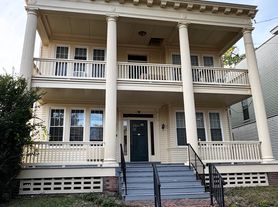 159 Ontario St