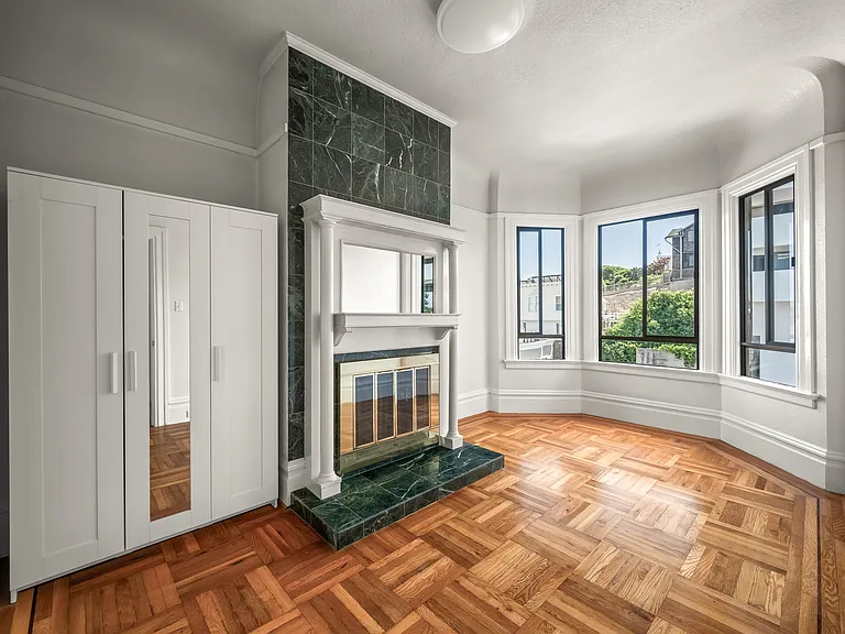 838 Green St — Photo 34