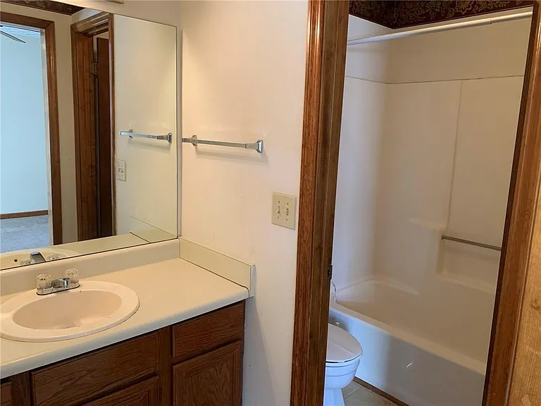 1103 Booth Ct SW — Photo 23
