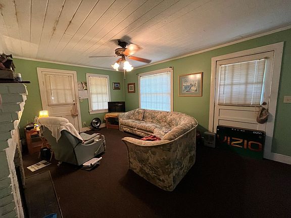 4th image of 408 Johnson Ln
