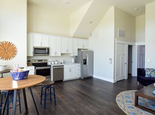 13114 Lincoln Rd UNIT 101, Omaha, NE 68138